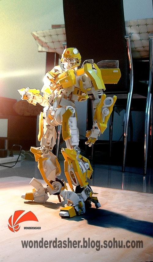 O papelão que virou o BumbleBee - Transformers - 3 - Blog Farofeiros