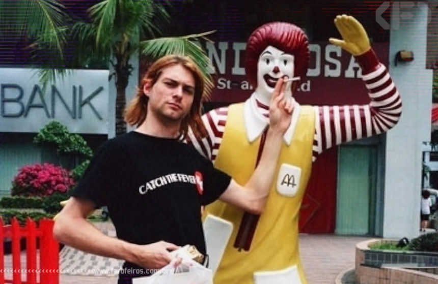 Kurt Cobain passeando no shopping - Blog Farofeiros
