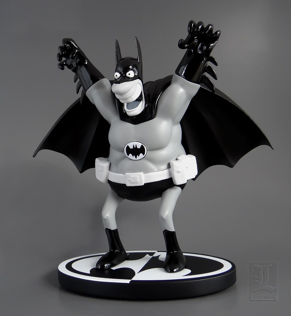 Batman Black & White Statue By Sergio Aragones - Blog Farofeiros