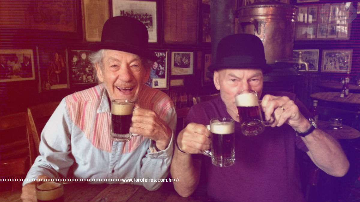 Xavier tomando cerveja com Magneto - Ian McKellen - Patrick Stweart - Blog Farofeiros