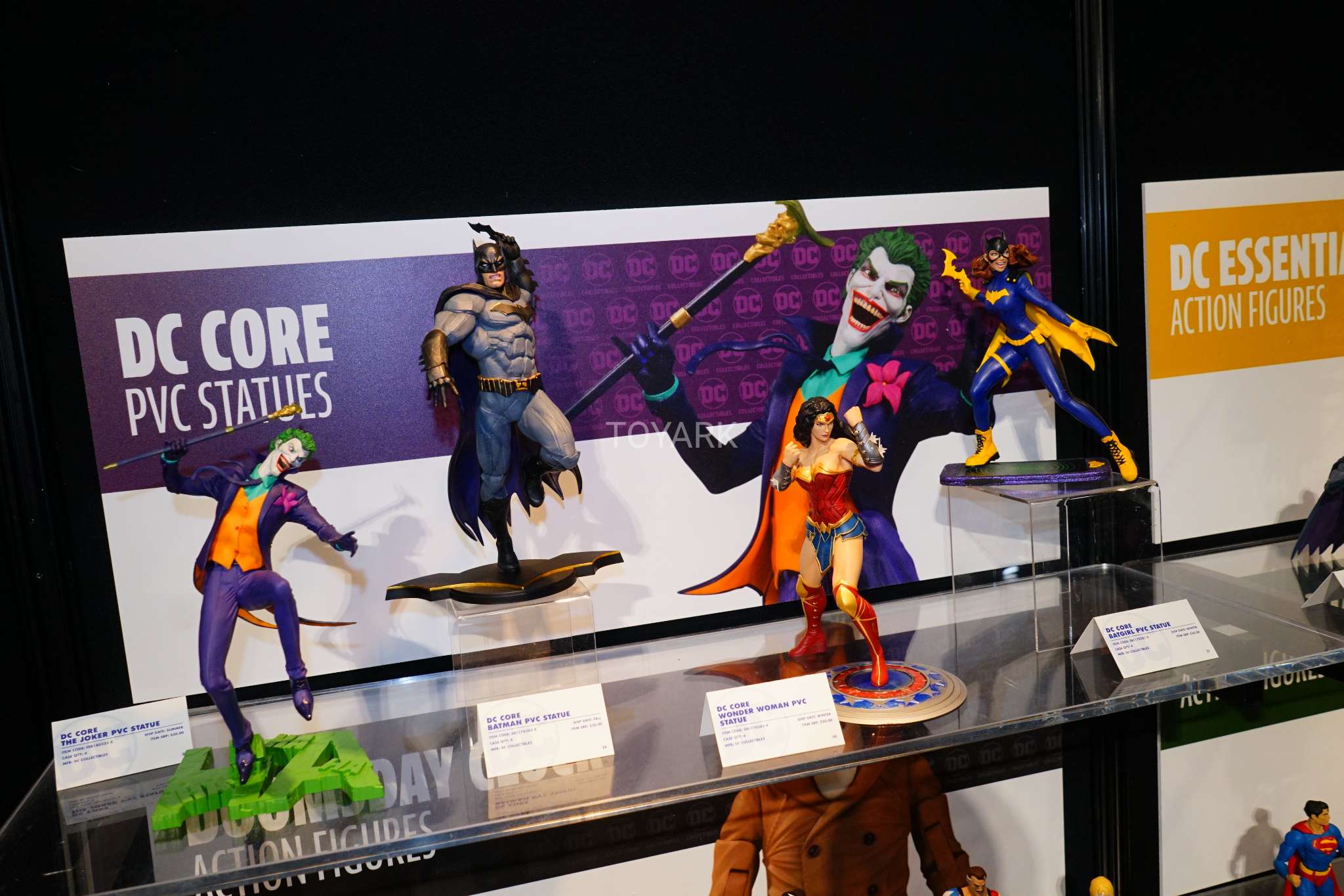 Toy Fair 2018 - DC Collectibles - DC Core