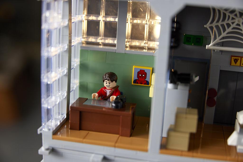 Homem Aranha - Clarim Diário de LEGO - Hipster 10 - Blog Farofeiros