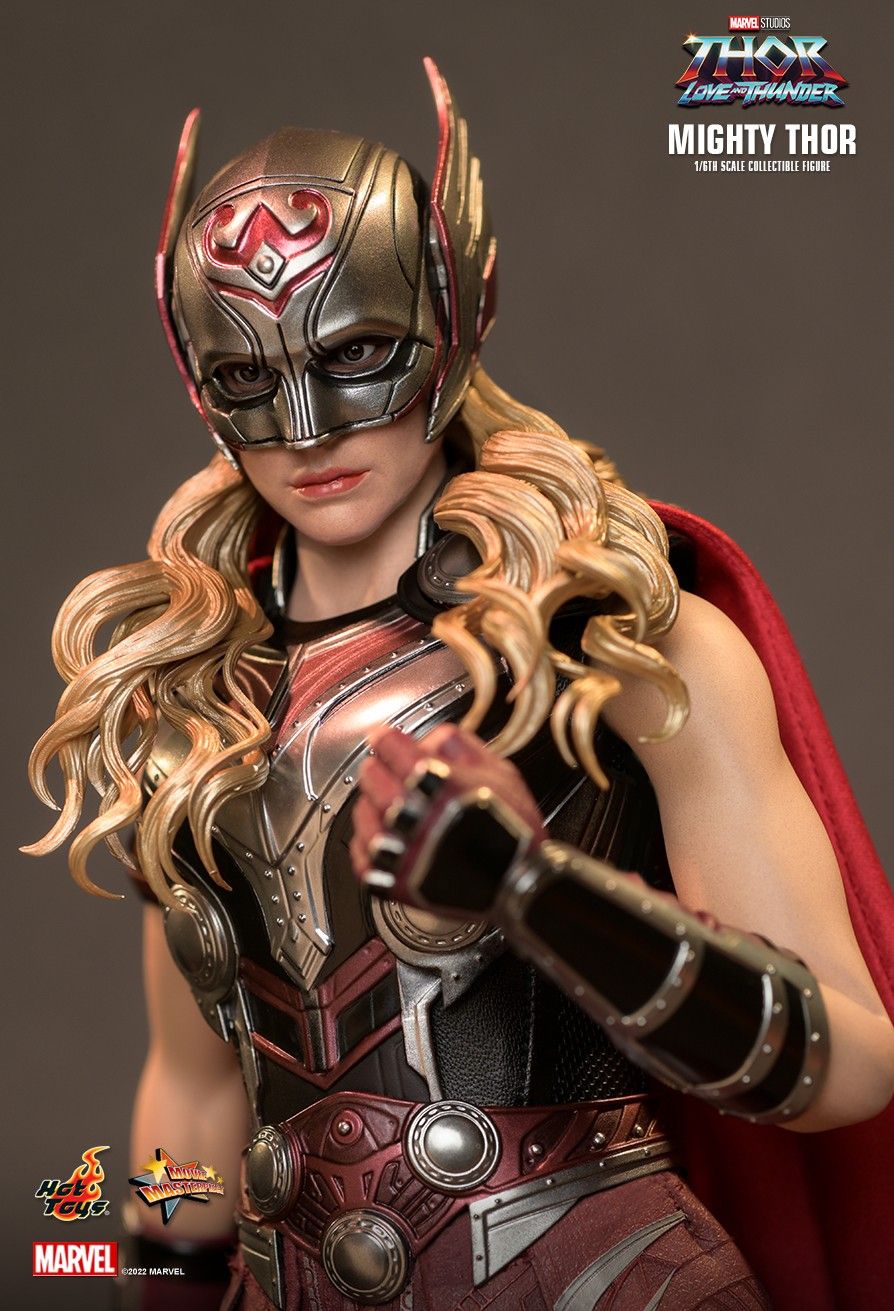 Poderosa Thor da Hot Toys - Blog Farofeiros